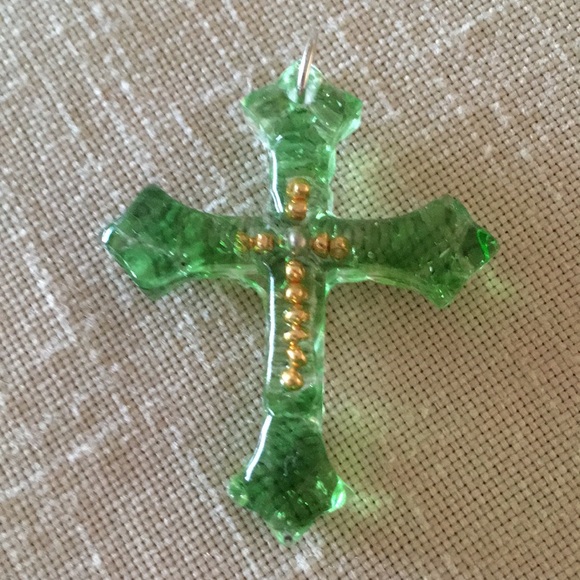 Green Glass Cross Pendant - Picture 5 of 5
